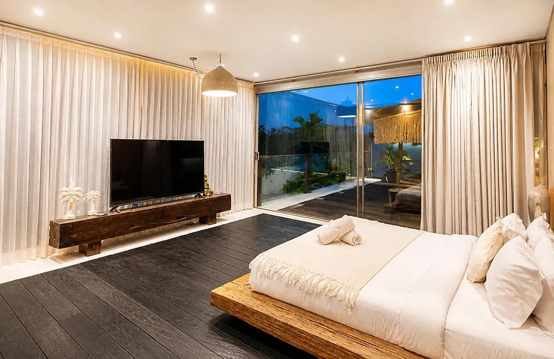 Salty Villa-1
